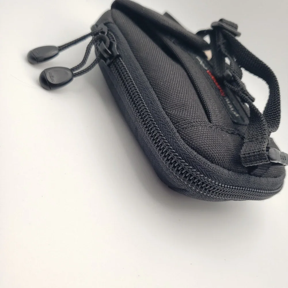 Lowepro camera pouch